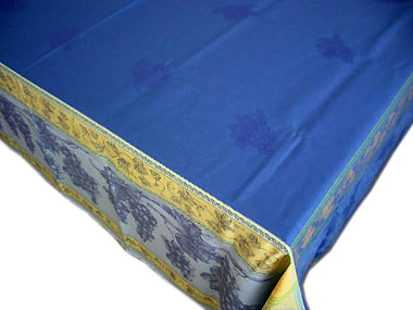 French Jacquard tablecloth, Teflon (Tavel. blue)